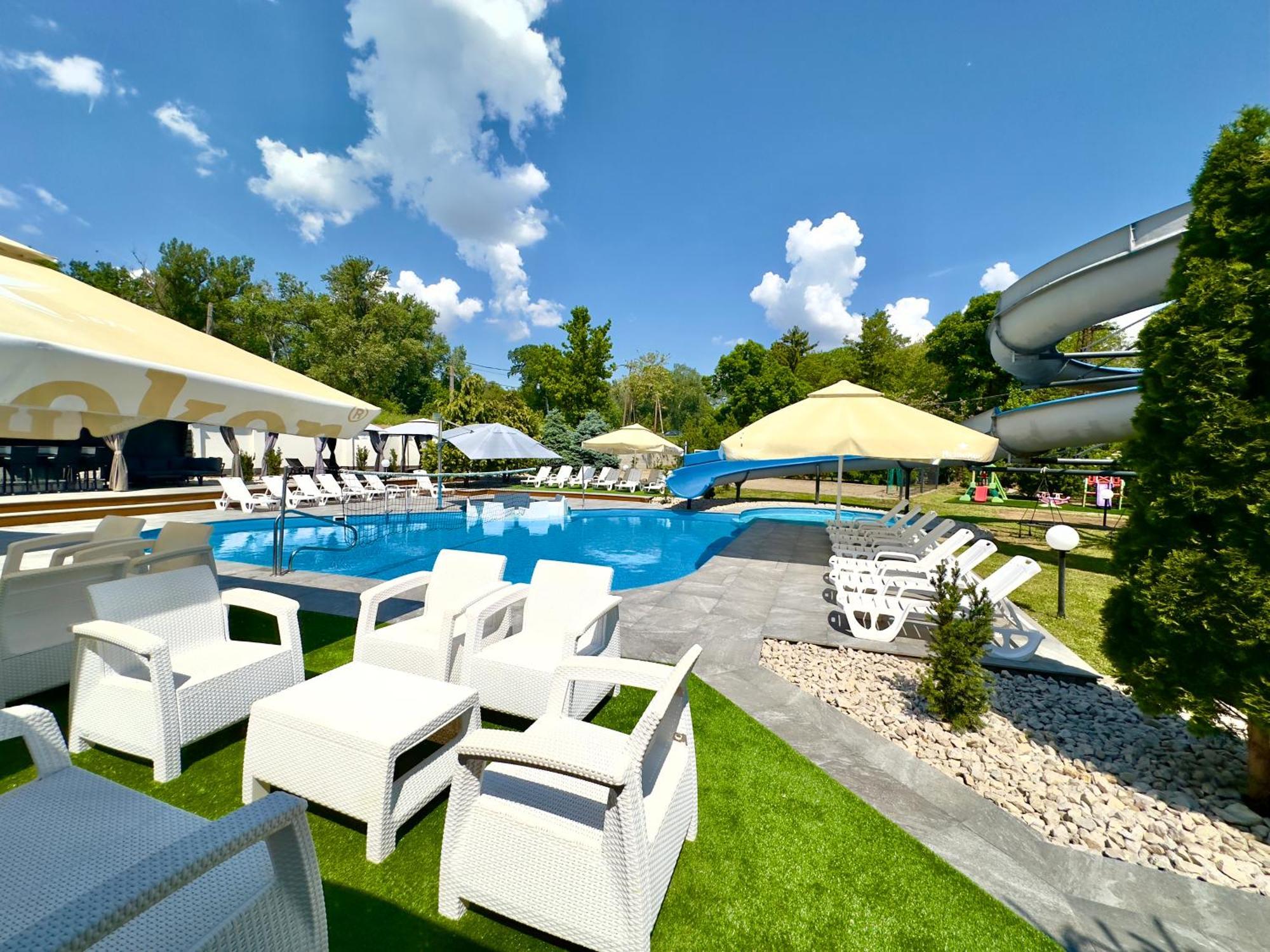 Club Hotel Pegasus Tiszaug Dış mekan fotoğraf